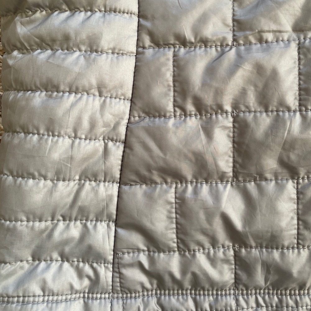 Patagonia Nano Puff Vest Womens Medium Gray Gorpcore Outdoor Better Homes Logo - Picture 11 of 12